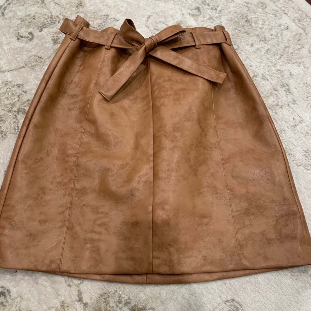 BCBG Tan/Brown Leather Skirt